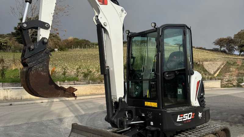OmecoHub - BOBCAT E50Z